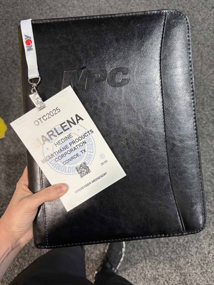 MearthanePC's tweet image. 🌊We&apos;re back at #OTC2025!
Marlena from our Houston team is on the floor today, exploring the latest in offshore energy tech &amp;amp; innovation.
📍Spot her? Say Hi!
🔗 Check out our custom #PolyurethaneSolutions: bit.ly/4mbGEGG

#OilAndGas #CustomManufacturing #EnergyInnovation