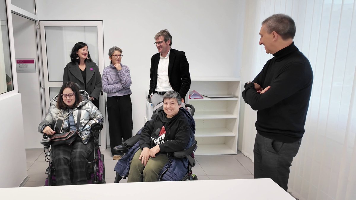 👨‍🦼🏤 Impulsamos la vida independiente de las personas con discapacidad con una nueva oficina especializada 👇
labur.eus/rfnyes6w

Un proyecto innovador que ofrecerá apoyos a personas con discapacidad física, intelectual, trastorno del espectro autista o problemas de salud