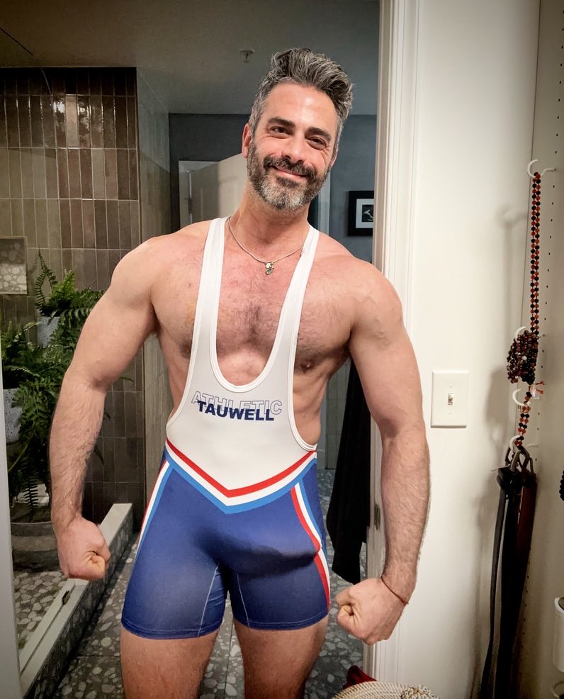 Nude Spirit tweet media