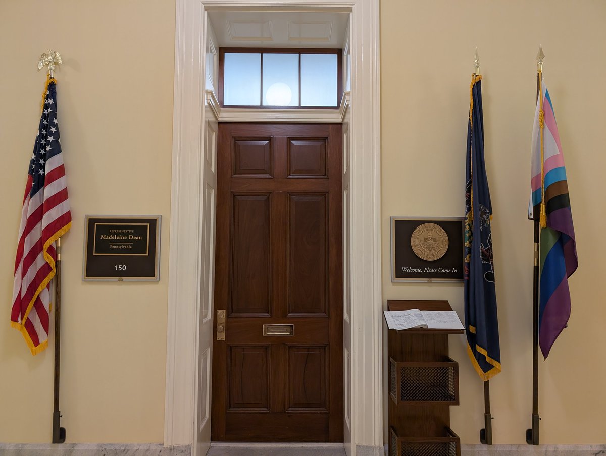 Pamela Spicer, MD (@pamcakes2022) on Twitter photo Thrilled to be back at the Capitol for #ACRHillDay2025 ✨
Thanks so much to the staff for <a href="/RepDean/">Congresswoman Madeleine Dean</a> and <a href="/RepMGS/">Congresswoman Mary Gay Scanlon</a> for giving us time to advocate for #Radiology 🩻😎
<a href="/ACRRAN/">ACR RAN</a> <a href="/RadiologyACR/">American College of Radiology</a>
#ACR2025 #ACRHillDay Thrilled to be back at the Capitol for #ACRHillDay2025 ✨
Thanks so much to the staff for <a href="/RepDean/">Congresswoman Madeleine Dean</a> and <a href="/RepMGS/">Congresswoman Mary Gay Scanlon</a> for giving us time to advocate for #Radiology 🩻😎
<a href="/ACRRAN/">ACR RAN</a> <a href="/RadiologyACR/">American College of Radiology</a>
#ACR2025 #ACRHillDay