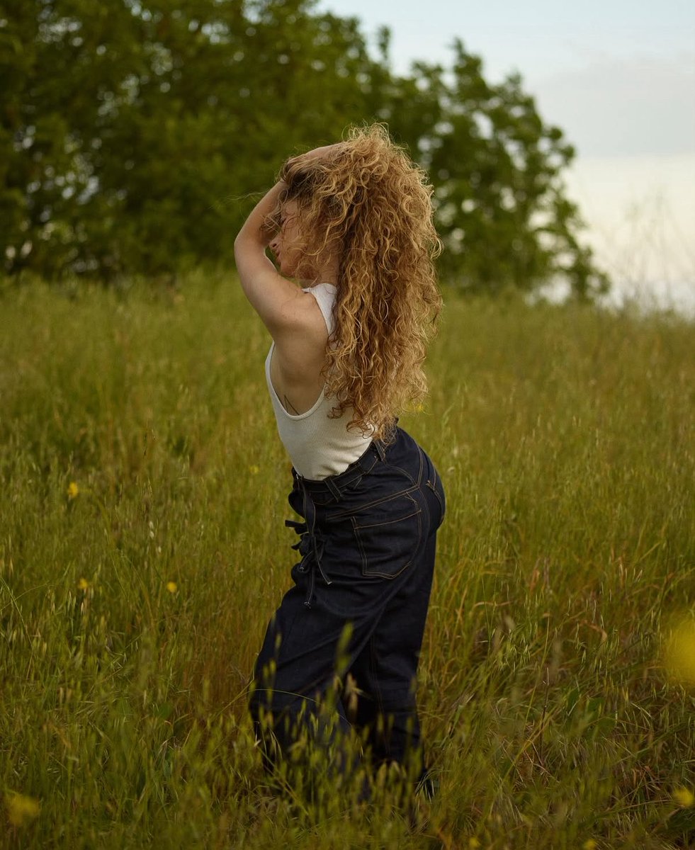 With 30 just around the corner, I’m sipping in every last drop of my 20s.. 🤍

The last few years, all I’ve been looking forward to is this moment, and now that I’m here, I miss it a little already…