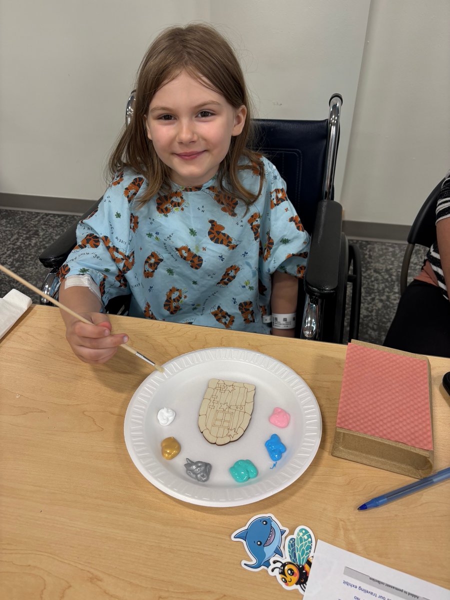 Children's Mercy patients making art for the new art galaxy exhibit
It's so important for patients to have a creative outlet and be able to connect with each other.