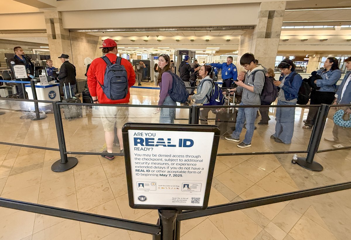 Not too crowded this morning <a href="/JohnWayneAir/">John Wayne Airport</a> for travelers flying in the U.S. who now need a REAL ID a TSA-approved alternative – like a passport – to go through airport security and enter some federal buildings. #johnwayneairport #santaana #sna @ocregsiter #jwa