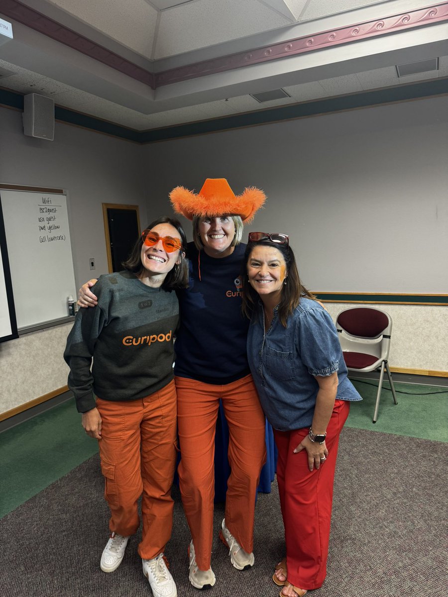 Of course I had to stop and see <a href="/curipodofficial/">Curipod</a> - Exploring creativity and curriculum today with Curipod and Bluebonnet! Instructional magic happens when innovation meets tradition. #BluebonnetBonanza #Curipod #EdTech #InstructionalCoaching <a href="/WillisSchools/">Willis ISD</a>