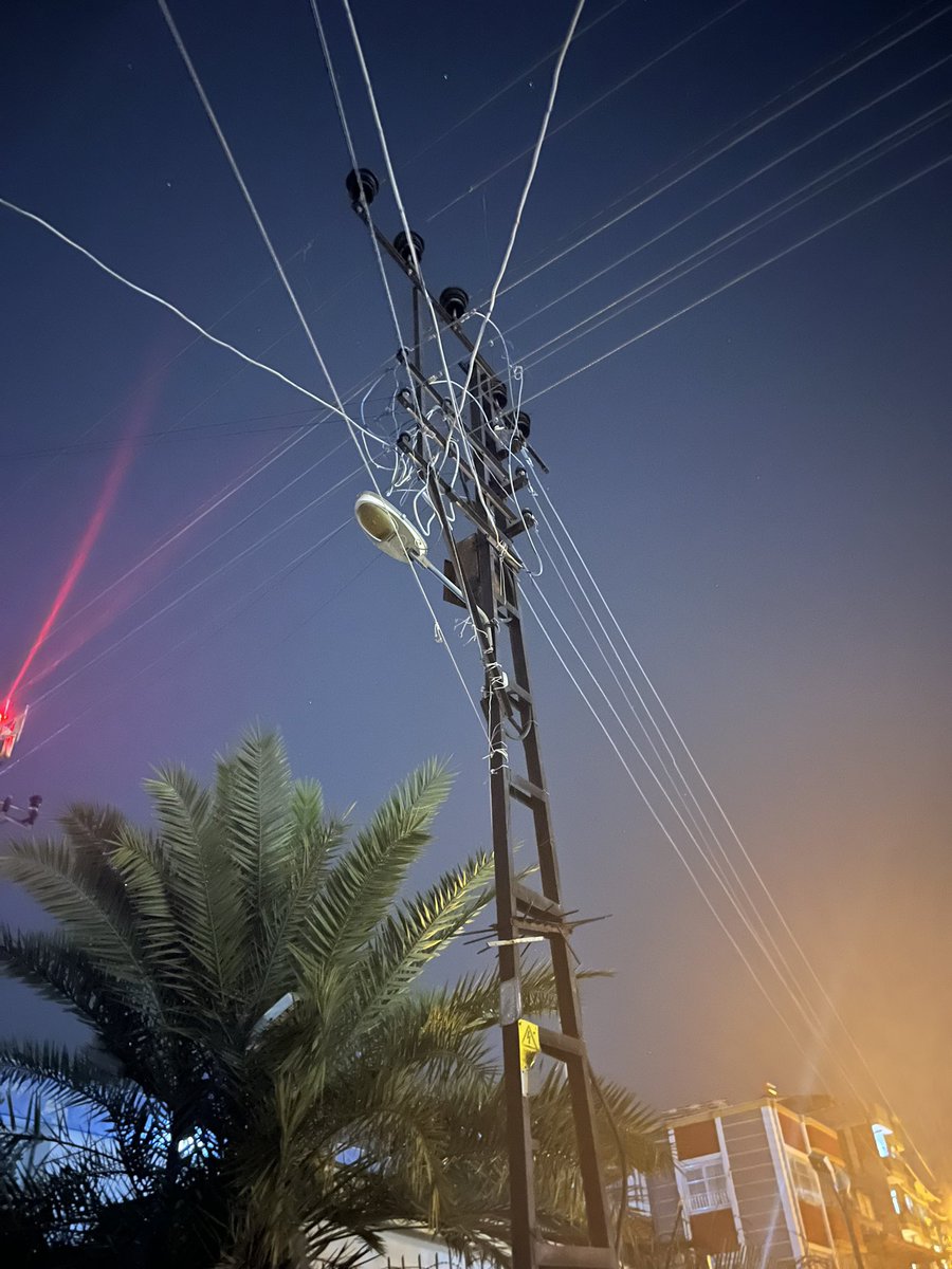 Yaklaşık 1 senedir mahallemizde aydınlatma lambası patlak ailelerimiz çocuklarımız kapının önüne çıkamaz durumda defalarca talep oluşturmamıza rağmen hiç bir şekilde sorunumuz giderilmedi daha ne yapmamız lazım…! <a href="/enerjisa/">Enerjisa</a> <a href="/enerjisadestek/">Enerjisa Destek</a>