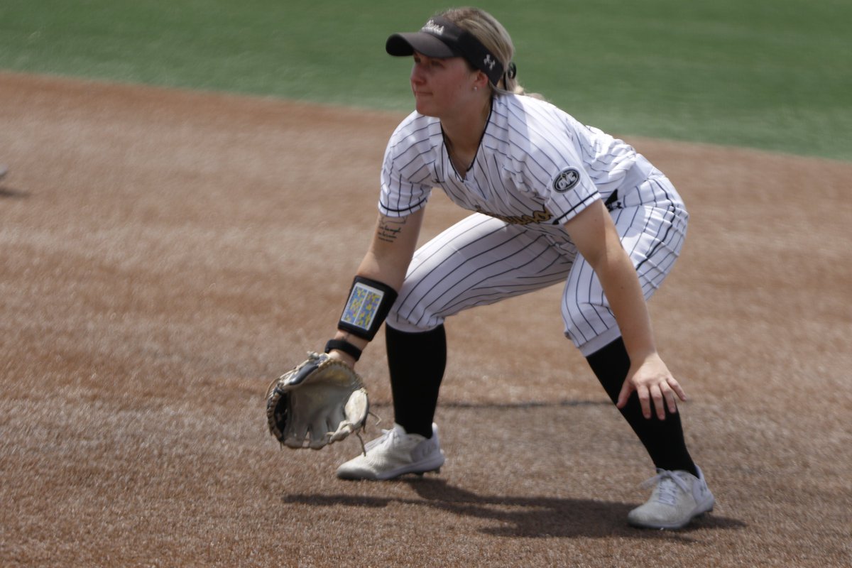📸 from Game 2⃣ of the 𝟮𝟬𝟮𝟱 𝗢𝗩𝗖 𝗦𝗼𝗳𝘁𝗯𝗮𝗹𝗹 🥎 𝗖𝗵𝗮𝗺𝗽𝗶𝗼𝗻𝘀𝗵𝗶𝗽.

Full gallery: bit.ly/3RONljU

#OVCit