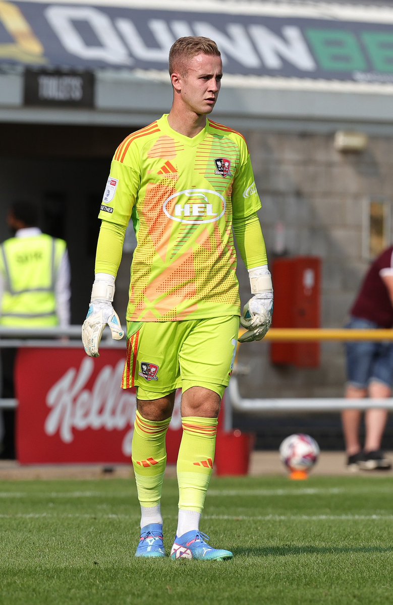 JoeWhitworth_1's tweet image. Season done and what an incredible year it’s been with @OfficialECFC
Massive thank you to all of my teammates, the manager and his staff and finally all you incredible fans!
It has been an absolute honour to wear your badge and represent such a special club!
❤️🤍🖤