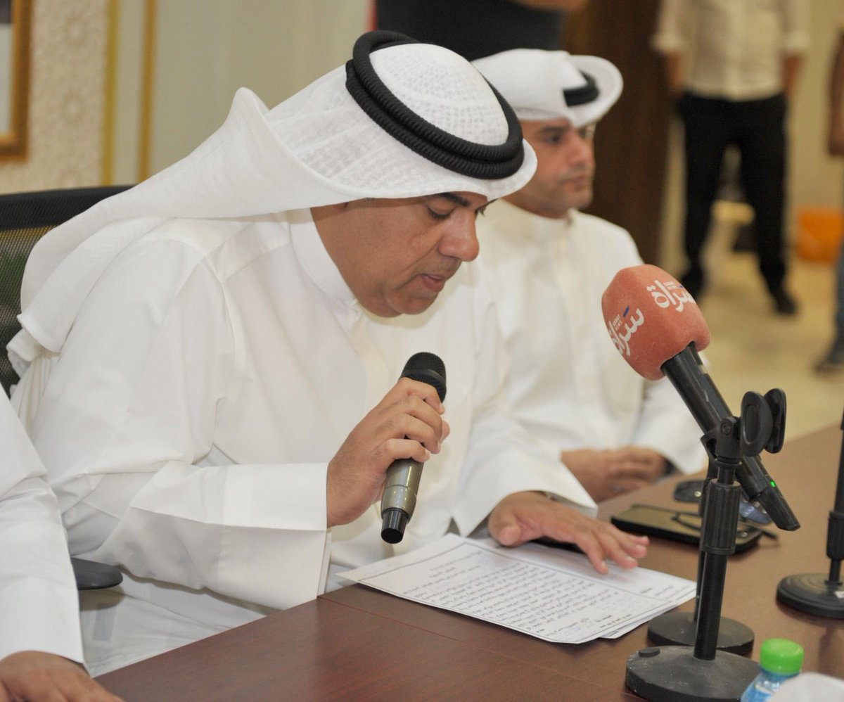 ( انعقاد جمعية عمومية غير عادية للاتحاد الكويتي للمزارعين واعتماد قرارات مفصلية )

شهد مقر الاتحاد الكويتي للمزارعين في منطقة الرابية، اليوم، انعقاد الجمعية العمومية غير العادية، وسط حضور كثيف من الأعضاء العاملين، وبمشاركة ممثل عن جمعية النزاهة الوطنية الكويتية، وذلك في ظل التزام
