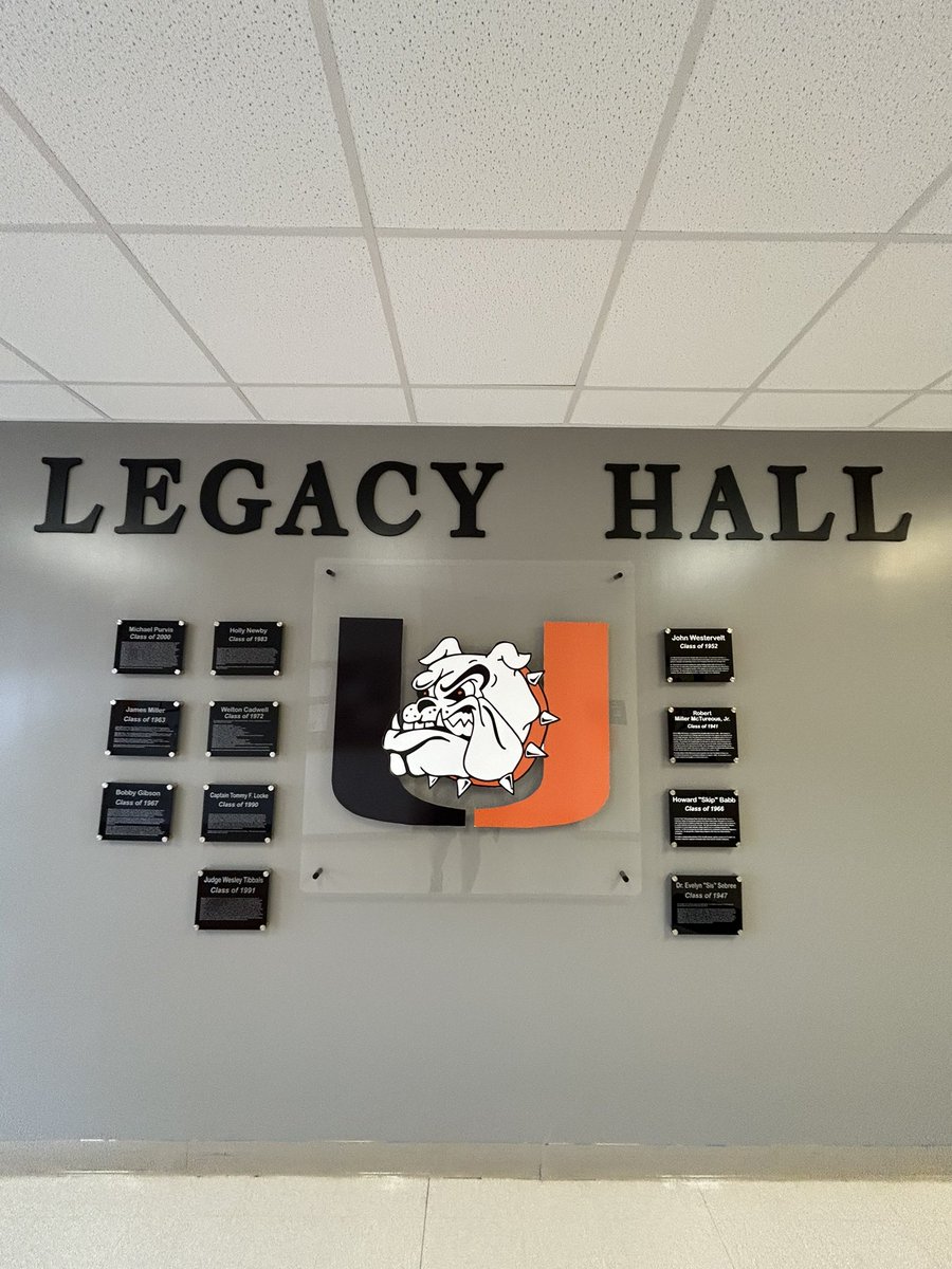Chace Gadapee (@coachcgadapee) on Twitter photo Great conversation with <a href="/Coach_Samuels2/">Eric Samuels</a> and his program here at <a href="/UmatillaFB/">Umatilla High Football</a>. Community driven program.
#DefendDeland #FloridaFirst Great conversation with <a href="/Coach_Samuels2/">Eric Samuels</a> and his program here at <a href="/UmatillaFB/">Umatilla High Football</a>. Community driven program.
#DefendDeland #FloridaFirst