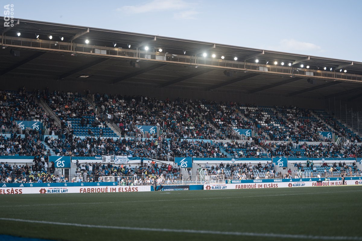 RCSA_Feminines's tweet image. 💙 Vous êtiez 7 483 spectateurs présents cet après-midi à la Meinau !

MERCI ! 🫶

#RCSASDR (2-1)