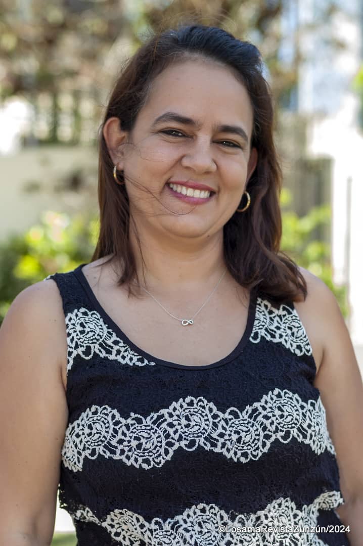 RadioGranma's tweet photo. La Doctora en Ciencias Técnicas, Ailyn Febles Estrada, presidenta nacional de la Unión de Informáticos de Cuba (UIC), es promovida a viceministra de Comunicaciones de Cuba.
¡FELICITACIONES! #OrgulloUIC
@MINCOMCuba https://t.co/iAVfI5J7P8