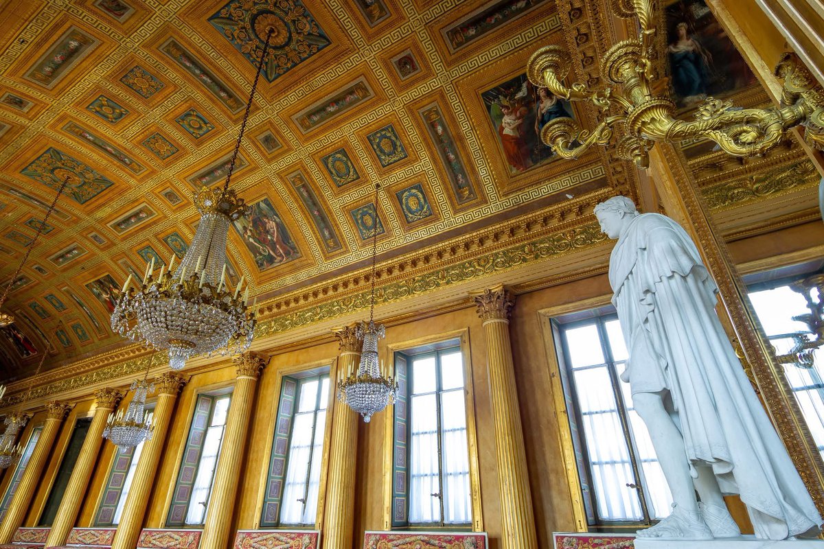 [8 mai]
Le château sera ouvert demain jeudi 8 mai de 10h à 18h.
Vous pourrez également profiter du parc de 8h à 19h.

📸© Château de Compiègne / <a href="/lwood98153679/">Lwood Photographe</a>