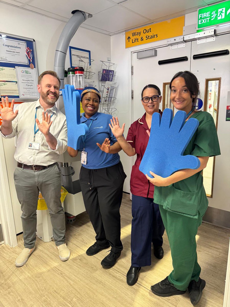 IPC were out + about at SMH today promoting World Hand Hygiene Day - MDT support on Thistle <a href="/KrisCimpeanu/">Cristina Cimpeanu</a> <a href="/Nerissa/">Nerissa</a> <a href="/Ekene98939864/">Ekene Alozie-Otuka</a> <a href="/mmozunu/">Maria Marina Scurhan</a> <a href="/MariaOzunu/">Maria Ozunu</a>