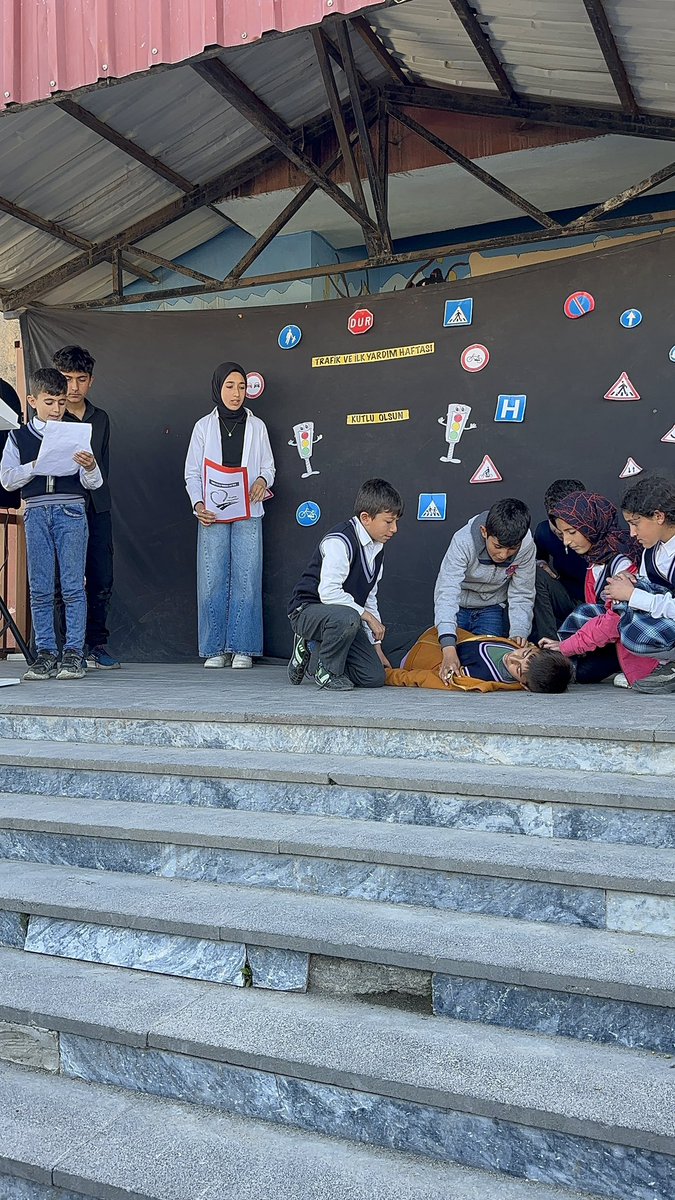 Trafik ve ilkyardım haftası programımızdan ✨ <a href="/PatnosMEM/">Patnos MEM</a> <a href="/agrimem/">AĞRI MEM</a> <a href="/hasan_kokrek/">Hasan Kökrek</a>