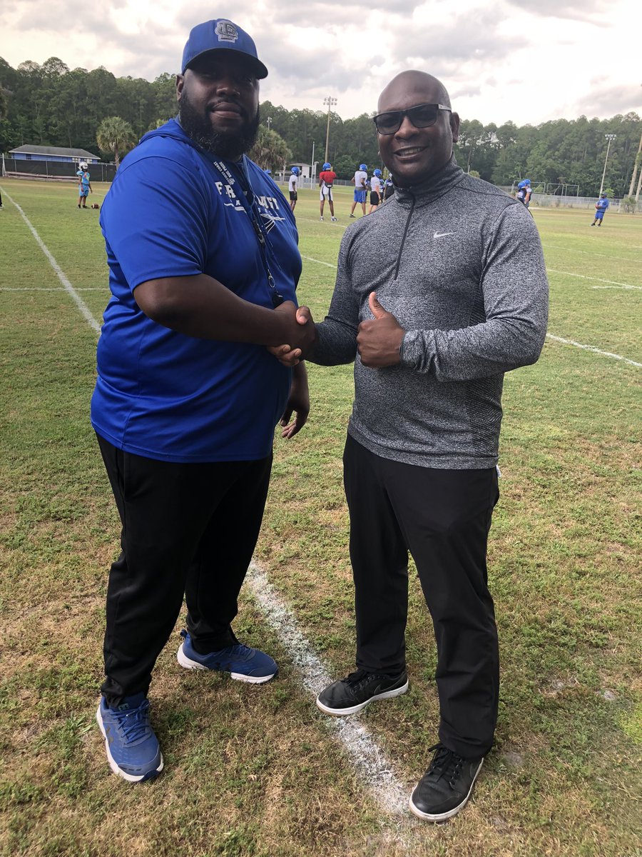Coach Austin (@atifaustin) on Twitter photo Passing of the torch!Outstanding visit with Coach Jarvis Parker. He is sharp as a knife and dedicated to the cause. Great things to come from First Coast High School.
#FloridaFirst | #DefendDeLand
#GoHatters
<a href="/firstcoastbucs/">First Coast Bucs</a>
<a href="/Coach_J_Parker/">Jarvis Parker</a>
<a href="/BIGshadowMIKE/">Coach Mike Jasper</a> Passing of the torch!Outstanding visit with Coach Jarvis Parker. He is sharp as a knife and dedicated to the cause. Great things to come from First Coast High School.
#FloridaFirst | #DefendDeLand
#GoHatters
<a href="/firstcoastbucs/">First Coast Bucs</a>
<a href="/Coach_J_Parker/">Jarvis Parker</a>
<a href="/BIGshadowMIKE/">Coach Mike Jasper</a>