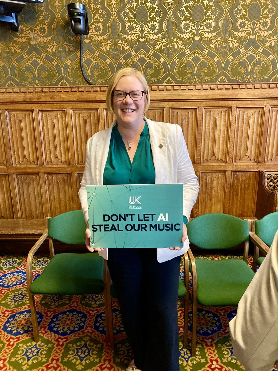 Tonight I stood with musicians and all of creatives and voted to add protections to the Data Bill to protect their rights and ensure their they can maintain their creativity without threat of their work being stolen. 

Deeply disappointed the Gov failed to listen.  

<a href="/UK_Music/">UK Music</a>