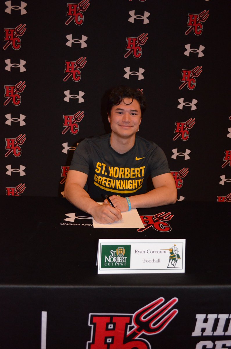 HCRedDevilFB's tweet image. Congratulations to our Red Devils on continuing their playing careers at the next level! We are very proud of you! #OnceaRedDevilAlwaysaRedDevil