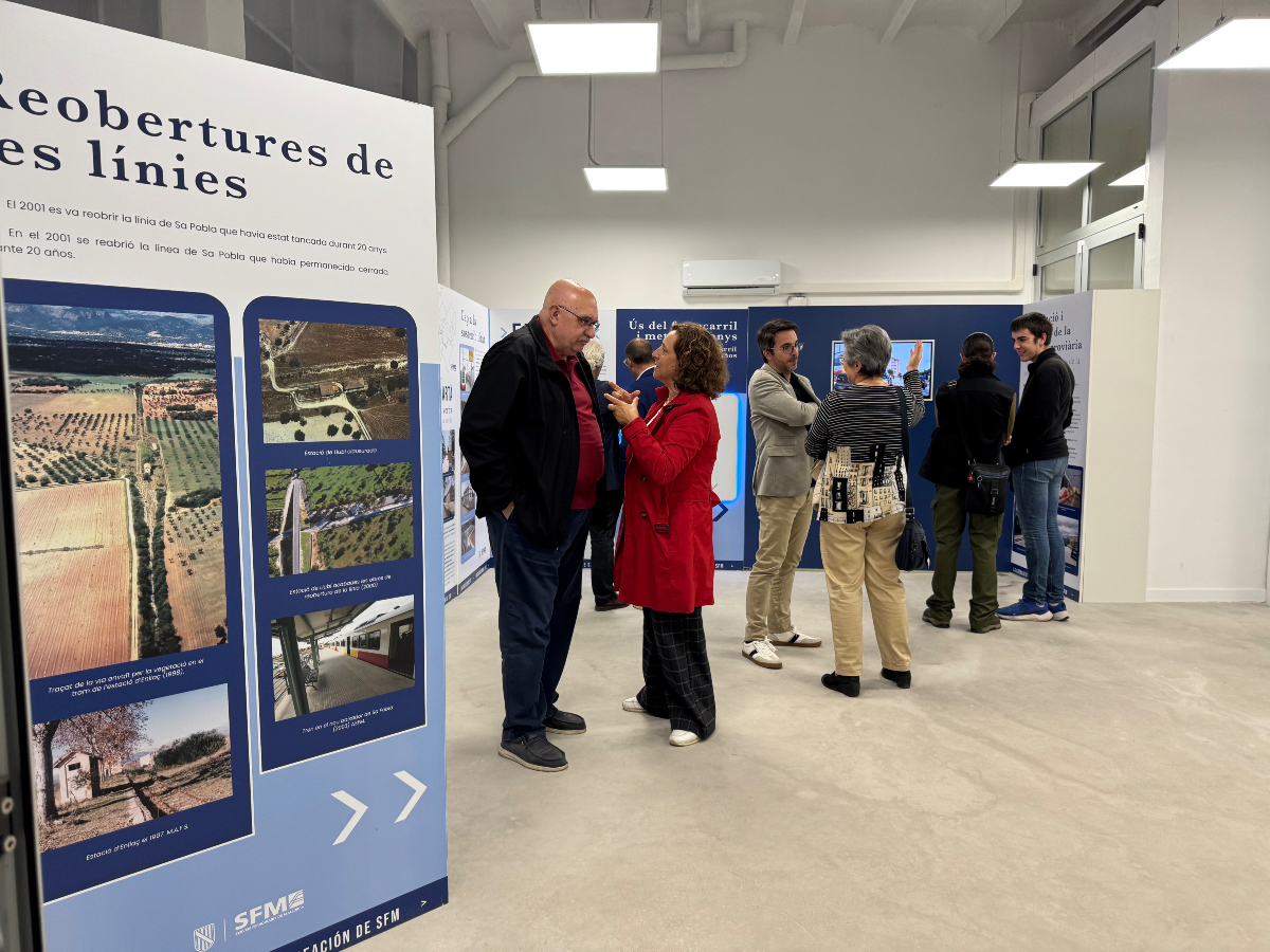 🚂L'exposició «150 anys del ferrocarril a Mallorca» ja ha arribat a Inca!! 

ℹ️La mostra s'ubica al Campus d'ADEMA (c/Tren, 72) i es podrà visitar fins al 23 de maig.

🕚D'11 a 17 hores. Entrada lliure.