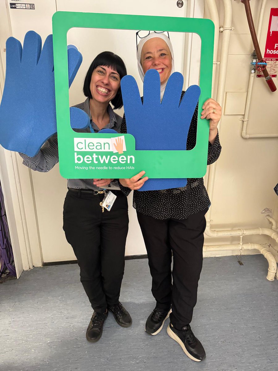Our facilities colleagues play a key role in helping us to support effective hand hygiene - thank you Amrita and Maria #handhygiene 
<a href="/KrisCimpeanu/">Cristina Cimpeanu</a> <a href="/Nerissa/">Nerissa</a> <a href="/Ekene98939864/">Ekene Alozie-Otuka</a> <a href="/mmozunu/">Maria Marina Scurhan</a> <a href="/MariaOzunu/">Maria Ozunu</a> <a href="/ImperialPeople/">Imperial People 💙</a>