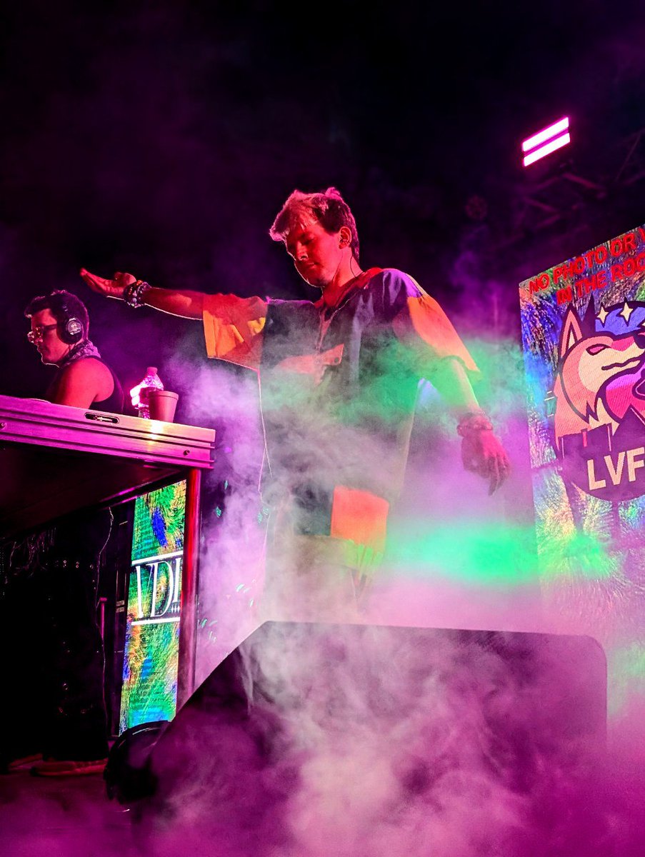 BandaidRoo's tweet image. Catch me at #FWA2025 in some sort of form. Probably colorful. Might have a mic in my hand. Who knows what the weekend holds. 🔥