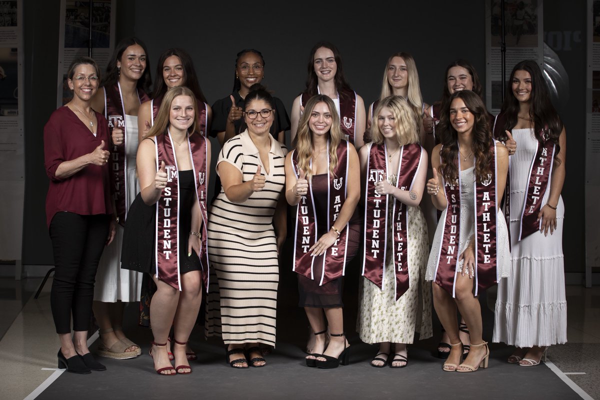 Texas A&M Equestrian (@aggieequestrian) on Twitter photo So proud of this group! Congratulations to our 2025 grads! ๐โจ๐
#GigEm | <a href="/AggieNetwork/">The Association of Former Students</a> So proud of this group! Congratulations to our 2025 grads! ๐โจ๐
#GigEm | <a href="/AggieNetwork/">The Association of Former Students</a>