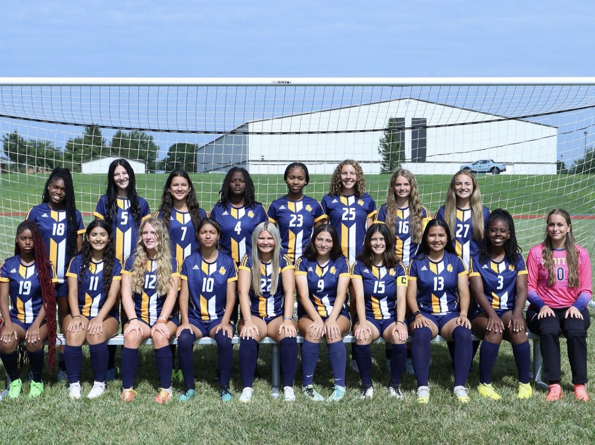 The school year wraps up here at Highland this week! This group will forever be remembered as the team that brought Scottie Soccer back to the college! Very excited for the future here! 

#ScottieNation #UpTheScotties