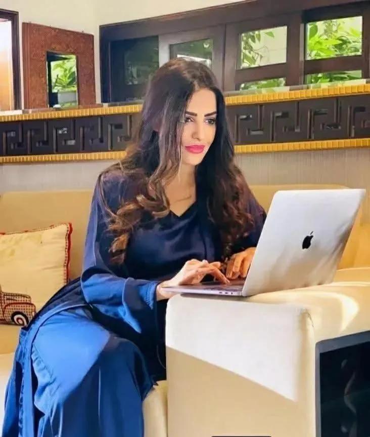 إلهام العتيبي ( الفراشة) 🦋 tweet media