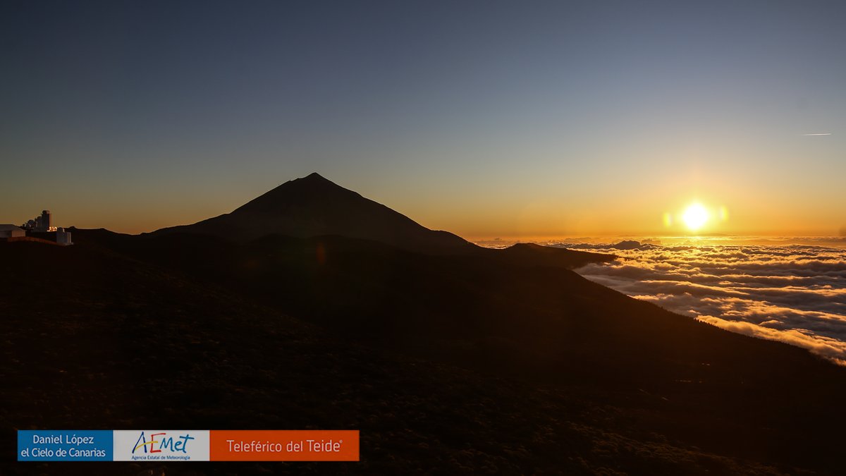 #Buenasnoches España.
Así anochece hoy en el Parque Nacional del #Teide <a href="/pnteide/">ParqueNacional TEIDE</a>.
Imagen cortesía del proyecto #TeideLab de <a href="/AEMET_Izana/">AEMET_Izaña</a> <a href="/VolcanoTeide/">Volcano Teide</a> <a href="/cielodecanarias/">El Cielo de Canarias</a>