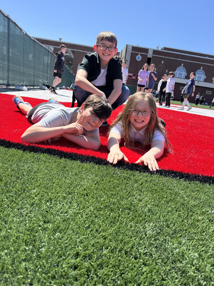 Steve Benner (@bennermineola) on Twitter photo <a href="/MineolaMS/">Mineola Middle School</a> is thrilled to go outside on this bright and sunny 😎 day to enjoy the new turf field for recess! #MineolaProud <a href="/MineolaUFSD/">Mineola UFSD</a> <a href="/NaglersNotions/">Michael Nagler</a> <a href="/MineolaMS/">Mineola Middle School</a> is thrilled to go outside on this bright and sunny 😎 day to enjoy the new turf field for recess! #MineolaProud <a href="/MineolaUFSD/">Mineola UFSD</a> <a href="/NaglersNotions/">Michael Nagler</a>