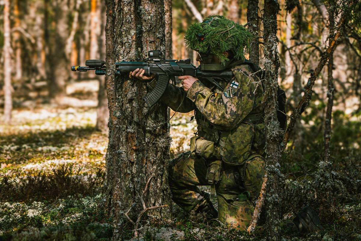 PanssariPR's tweet image. #JEF -cooperation on #MightyArrow25 -exercise 🇬🇧🇫🇮🇪🇪🇱🇹

—

#JEF -yhteistyötä #MightyArrow25 -harjoituksessa 🇬🇧🇫🇮🇪🇪🇱🇹

#StrongerTogether