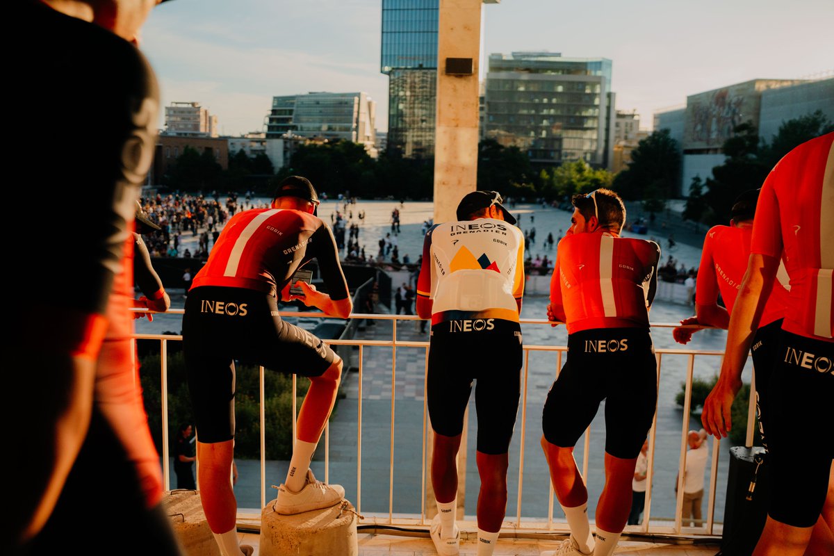 Team Presentation ☑️

A beautiful evening in Albania and one step closer to #GirodItalia 2025 🩷