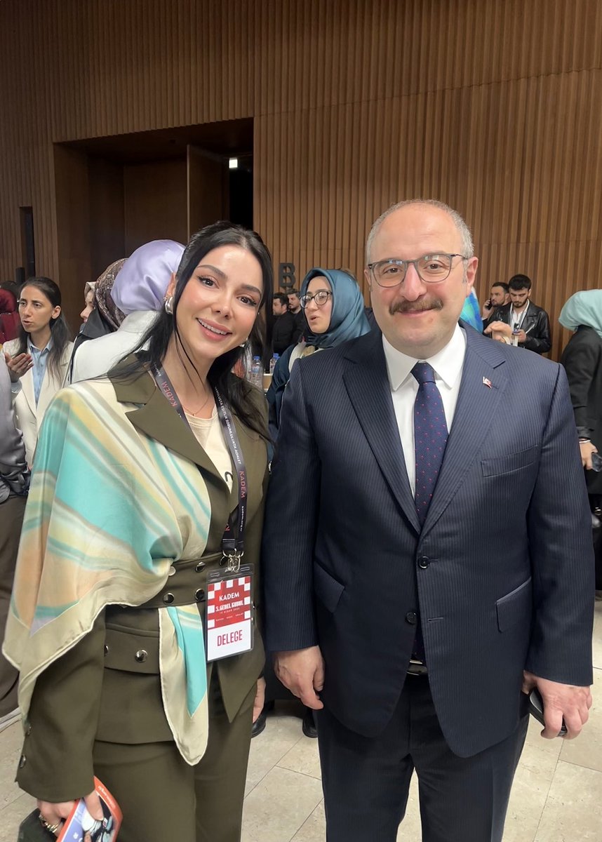 Her vurduğu gol olan, bizim ligimizin de Messi’si, çok kıymetli Bakanımız <a href="/varank/">Mustafa Varank</a> 
#MustafaVarank 😎⭐️