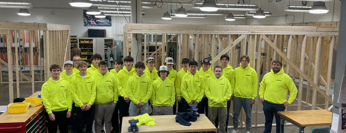 A big thank you to the Subcontractors Association of Western New York (SAWNY) for visiting our CTE Centers this morning and generously handing out neon sweatshirts to our trades students! We appreciate your continued support of our students.
