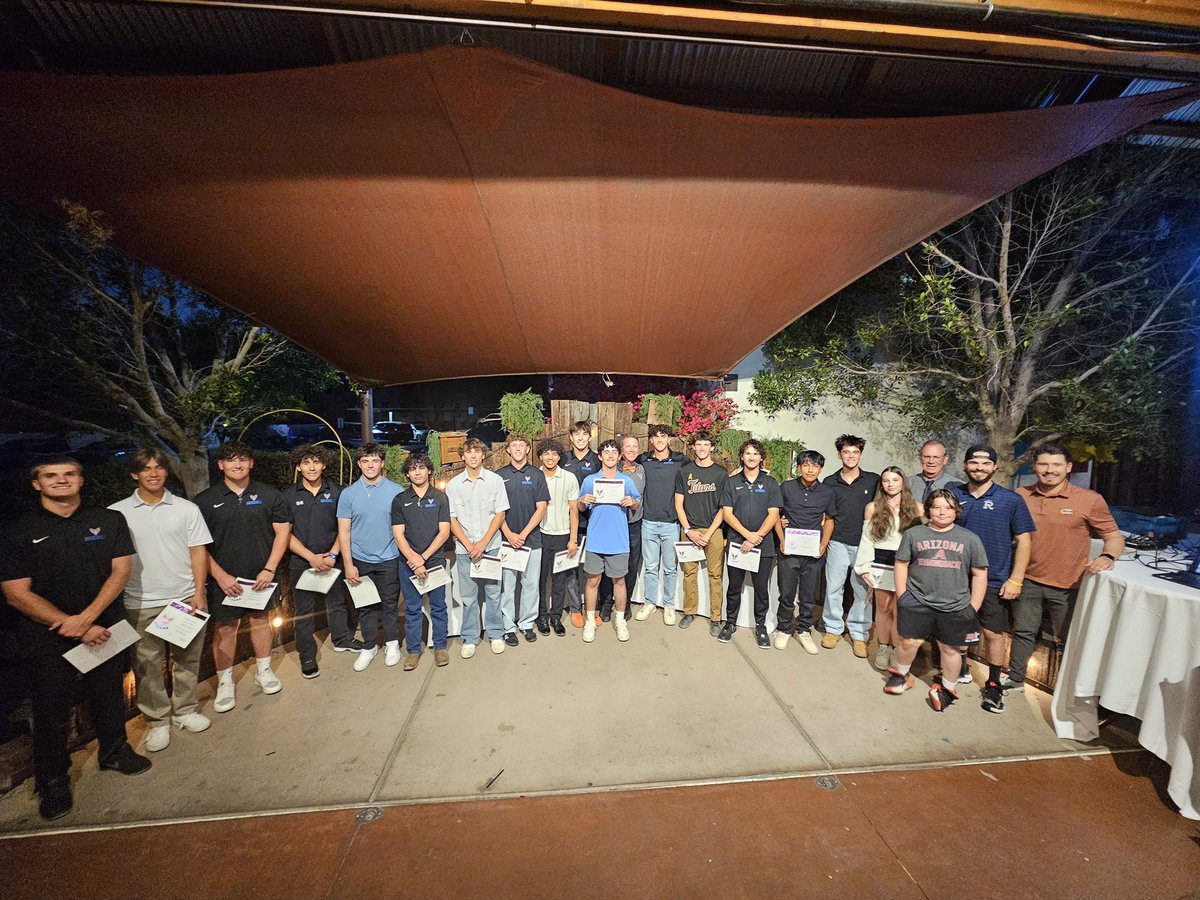 TBird_baseball's tweet photo. We had the opportunity to celebrate our seasons at our annual baseball banquet last night!  Our JV and Our Varsity teams had successful seasons. Varsity finished 17-10, going 9-1 in region play.  We celebrated our players, coaches, and supporters!  #skyisthelimit https://t.co/nrIjCtfTLZ