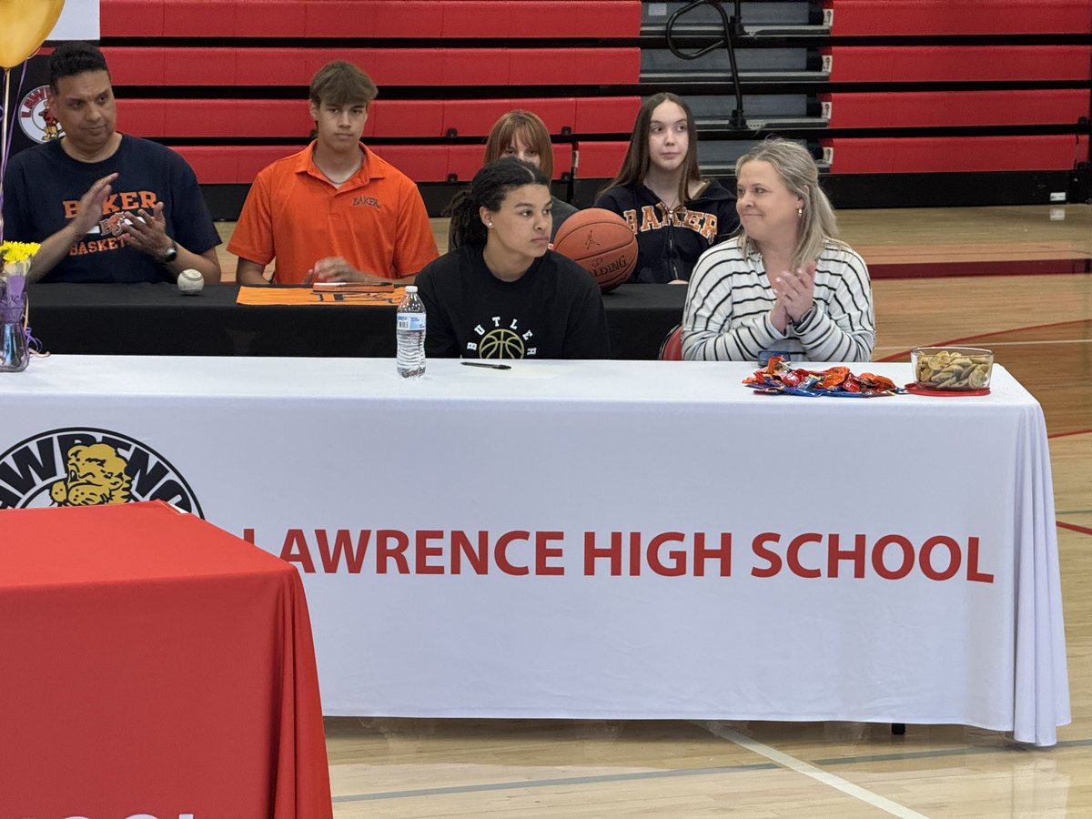 LawHS_Athletics's tweet photo. Congratulations to LHS’s signees!!

Ryan Lane-Swimming at Iowa Western CC

Brynnae Johnson-Basketball at Butler CC

Noah Richardson-Football at Baker

JJ Dos Santos-Baseball/Basketball at Baker 

Aden Ramirez-Basketball at Seward CCC

@sportsinkansas 
@SFLLeagueKS 
@LJWpreps https://t.co/sdkTgeu3DM