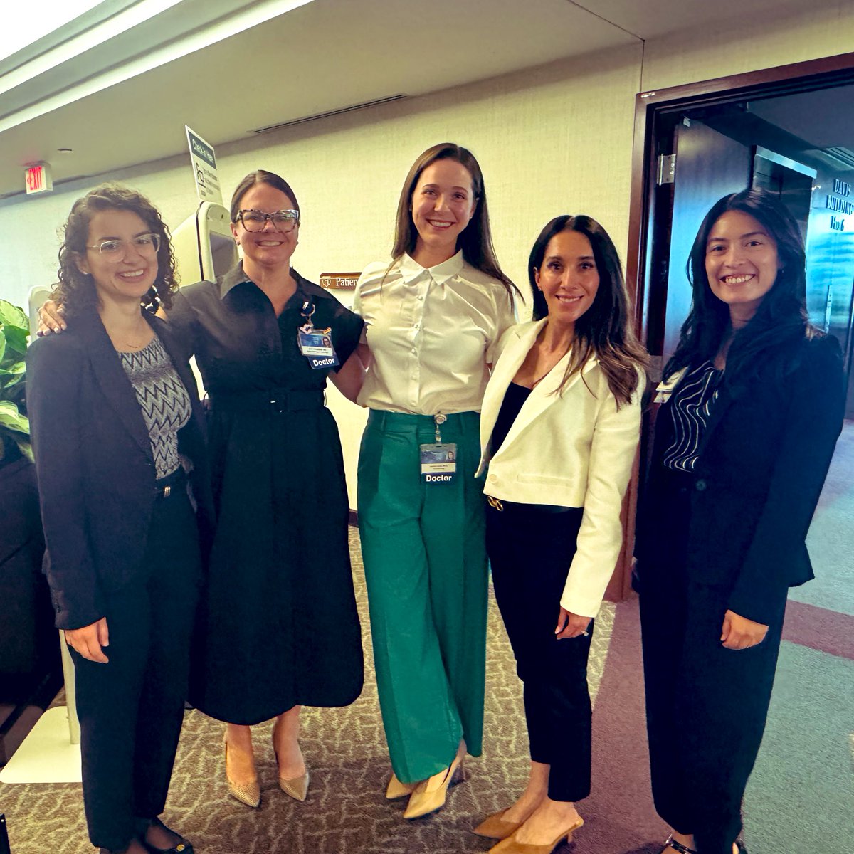 Jami Kinnucan, MD, FACG, AGAF, FCCF (@ibdgijami) on Twitter photo Excited to host <a href="/cathygo_sleep/">Cathy Goldstein, MD, MS</a> from <a href="/umichmedicine/">Michigan Medicine</a> as a multidisciplinary visiting professor for Dept of Medicine, Sleep Med, Neuro, Gastro
She is a wearable device and AI expert with outstanding talk for Grand Rounds where she makes sleep 😴 exciting and AI understandable Excited to host <a href="/cathygo_sleep/">Cathy Goldstein, MD, MS</a> from <a href="/umichmedicine/">Michigan Medicine</a> as a multidisciplinary visiting professor for Dept of Medicine, Sleep Med, Neuro, Gastro
She is a wearable device and AI expert with outstanding talk for Grand Rounds where she makes sleep 😴 exciting and AI understandable