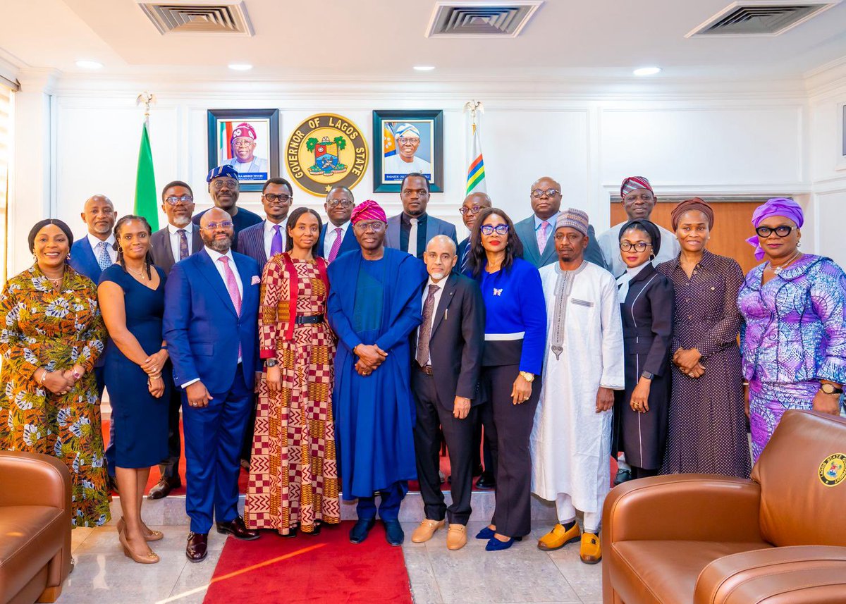 Today, I received the Director-General of the National Pension Commission (PenCom), Ms Omolola Oloworaran, at Lagos House, Ikeja. 

Our conversation centred on the welfare of our workers and retirees. I reaffirmed our commitment to ensuring no outstanding liabilities and asked