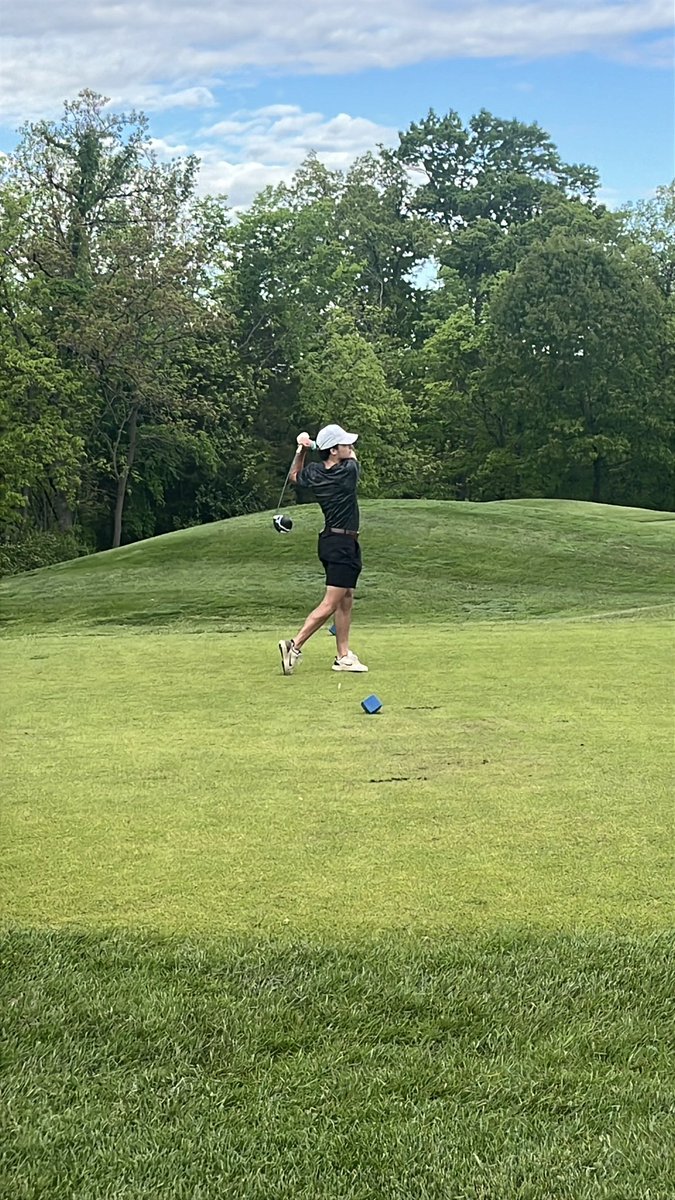 fzeactivities's tweet photo. Congrats to our Lions Tyson Miller, Luke Skinner, and Nick Lubiewski on earning a trip to state golf in Bolivar! All our Lions competed so well and we were just strokes away from qualifying as a team. Great season and good luck at state! https://t.co/etCOduBGek