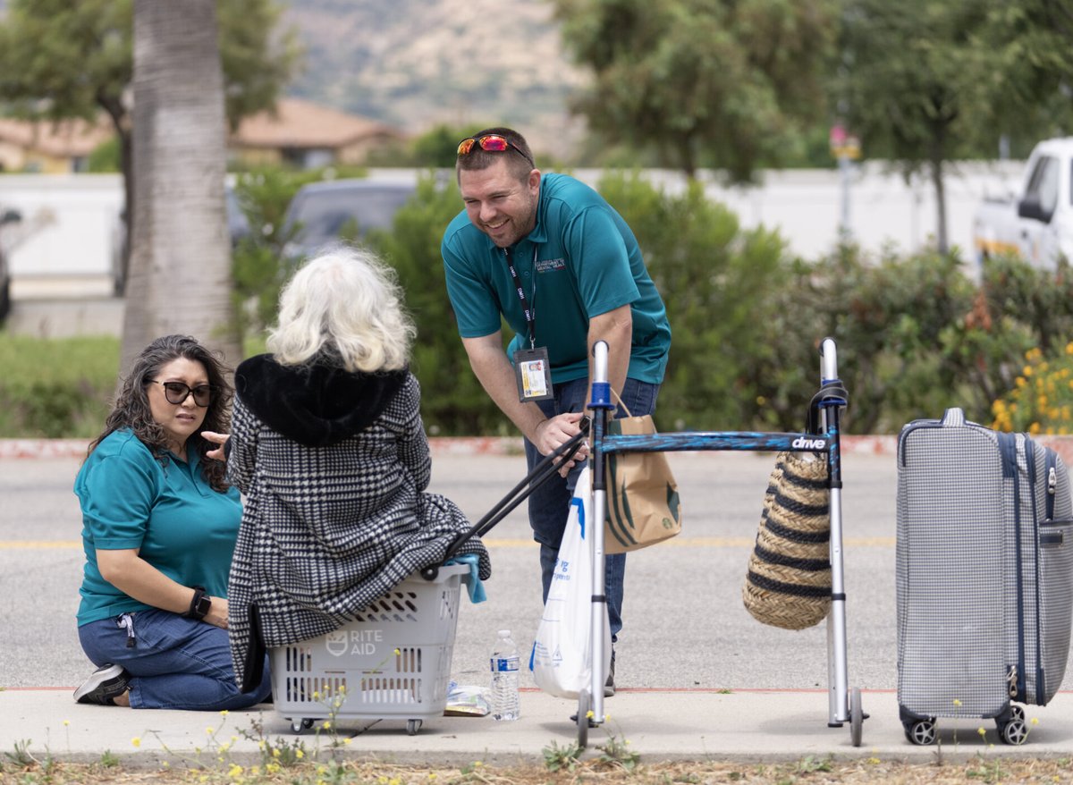 No one should face homelessness alone. 🧡

Join us in making a difference—volunteer your time, donate essentials, or simply spread awareness. Small acts of kindness can change lives.

#CommunityService #EndHomelessness #Volunteer #GiveBack #HopeStartsHere