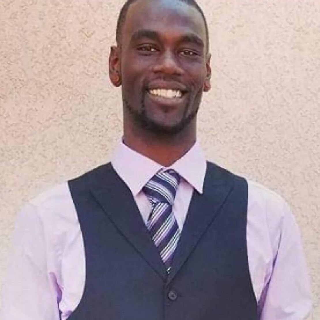 mmpadellan's tweet photo. I'm at a loss for words.

Along with many of you, I watched the video of Tyre Nichols getting beaten to death by cops, executed in the street, calling for his mother in his final moments.

Those cops were just ACQUITTED.
Our justice system is a JOKE. https://t.co/qRSWcKz5X6