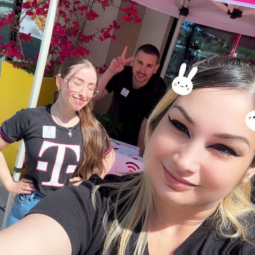 Top tier service from the team in Tucson, AZ that held a #TentEvent to get the word out in their local community about the deals and products they have to offer!

🏪 Visit the store
10185 E Old Vail Road
Tucson, AZ 85747
(520) 372-4777