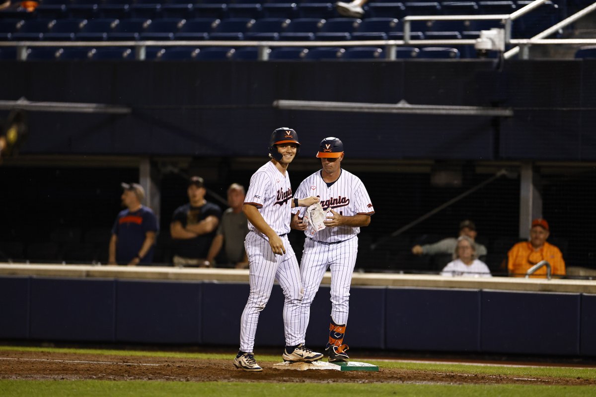 Welcome to Charlottesville, Willy B! 

@willbroderickAH's first AB of the season is a bases-loaded RBI walk 👏

Virginia 19, Towson 1

📺: ACCNX | #GoHoos
