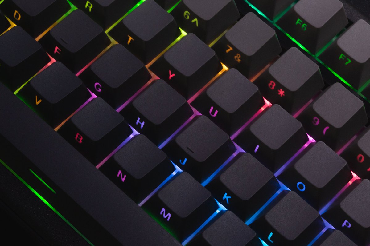 Dareu_Global's tweet photo. 🖤 Sleek. Cool.
Say hello to the DAREU EK98PRO – the keyboard your setup's been dreaming of.
✨ Side-printed gradient grey keycaps
⌨️ 98% layout
🧽 Gasket mount
🌈 RGB lighting
🔁 Hotswap
📡 Tri-mode connection
#DAREU #DAREUEK98PRO #MechanicalKeyboard #KeyboardFlex https://t.co/koO4E9oHN0