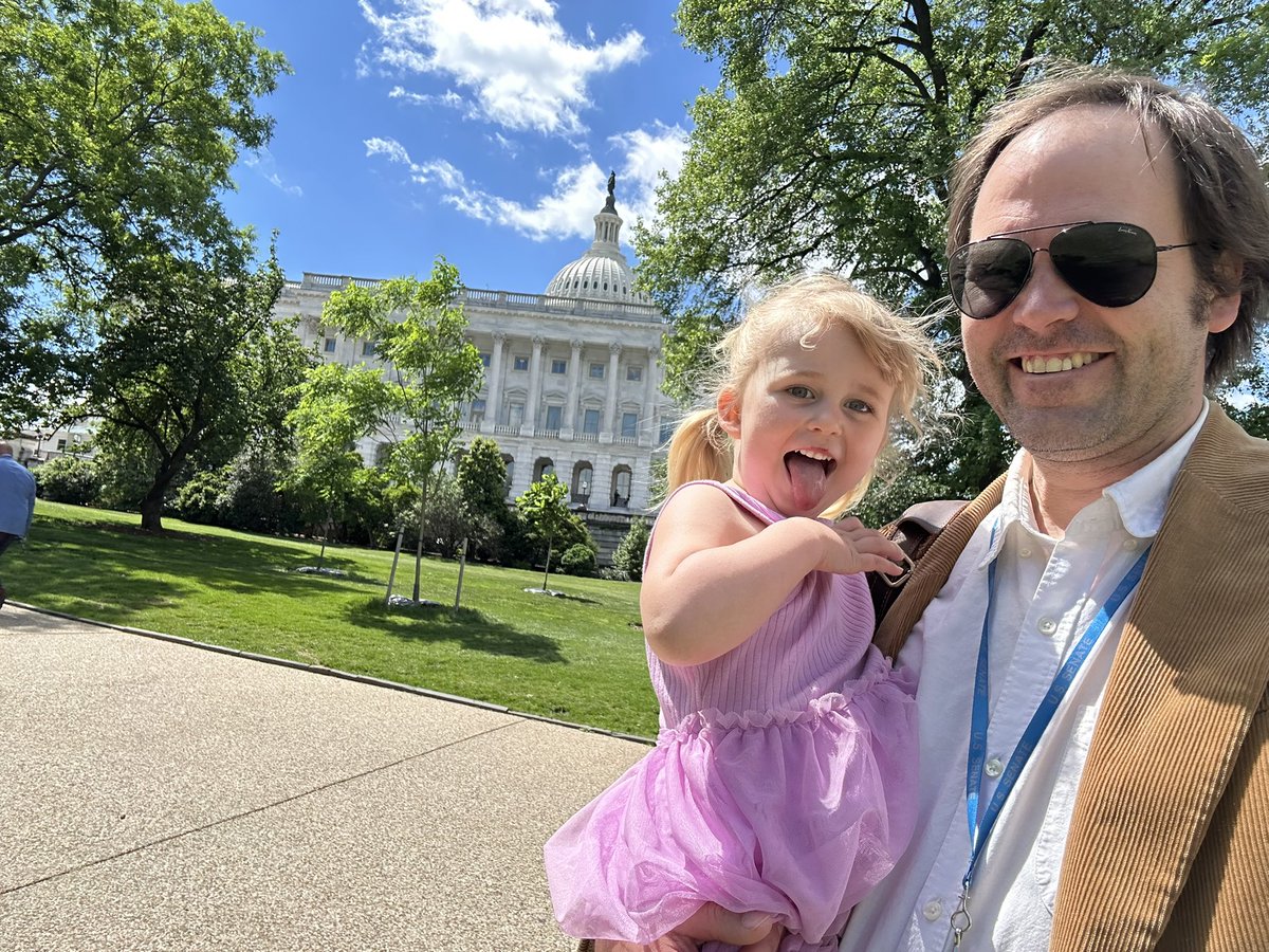 Went to work at Capitol today and spotted a little girl in pink boots who looked like my daughter…and turns out my parents had just taken Rosie on botanical tour.