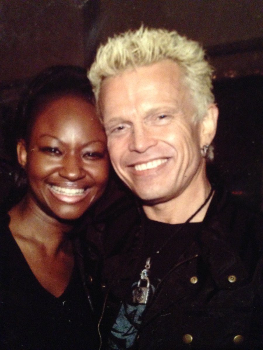 BIGRosieBK's tweet photo. @BillyIdol @darkhorserecs It feels like 2005 all over again when Devil’s Playground was released!! These are different times, but I’m more excited for you than ever!! 

#DreamIntoIt 👊🏾💯💜 https://t.co/1eN2NMcFtI