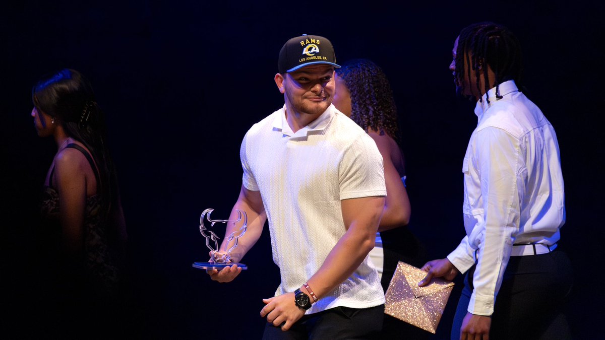 UB Football (@ubfootball) on Twitter photo With <a href="/MarkAnthonySco9/">Mark Anthony Scott Jr.</a> as emcee, we knew we were going to be entertained ๐
Shoutout to all our guys that took part in and won awards at #TheVictors2025!
#UBhornsUP๐ค| #BullMarket๐ With <a href="/MarkAnthonySco9/">Mark Anthony Scott Jr.</a> as emcee, we knew we were going to be entertained ๐
Shoutout to all our guys that took part in and won awards at #TheVictors2025!
#UBhornsUP๐ค| #BullMarket๐