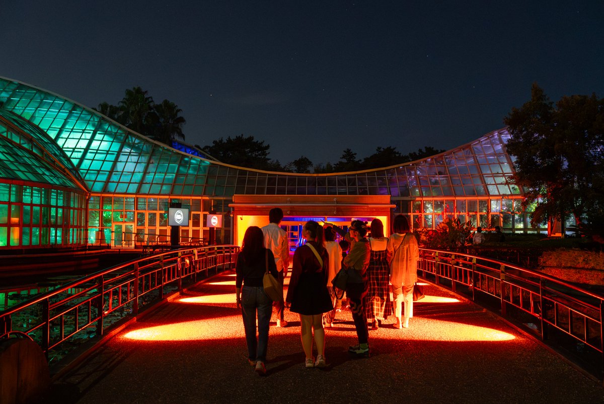 ＼ 明日より開催 🎉✨ ／

私たちがまだ知らない植物たちの世界や、まったく新しい植物の魅力が体験できる没入型エンターテインメントを、ぜひご体験ください。

#LIGHTCYCLESKYOTO の会場は観覧温室のため、雨の日☔️もゆっくりと楽しむことができます！

京都の新たな観光スポットとして、