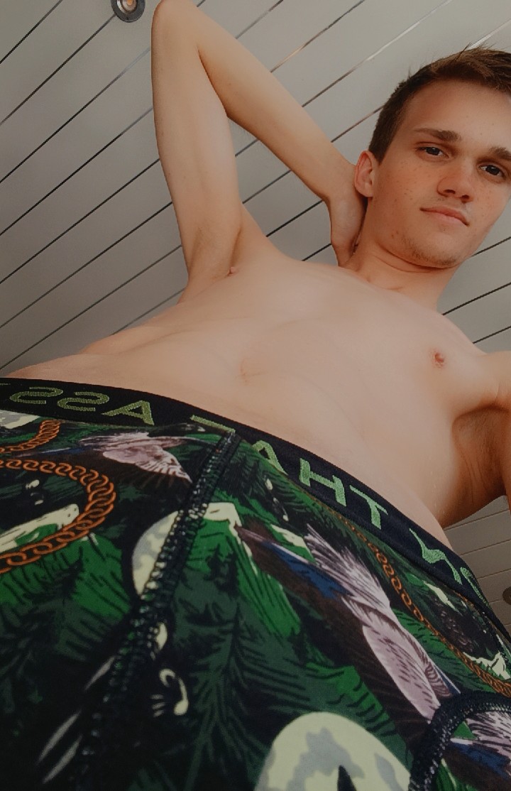 Come sniff puppy 👃😈