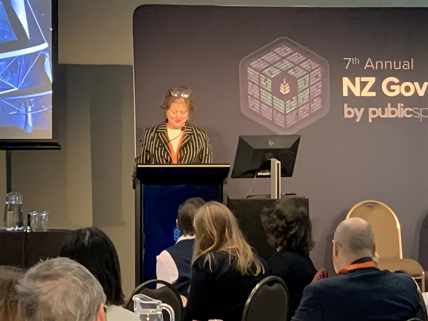 Public Spectrum tweet media