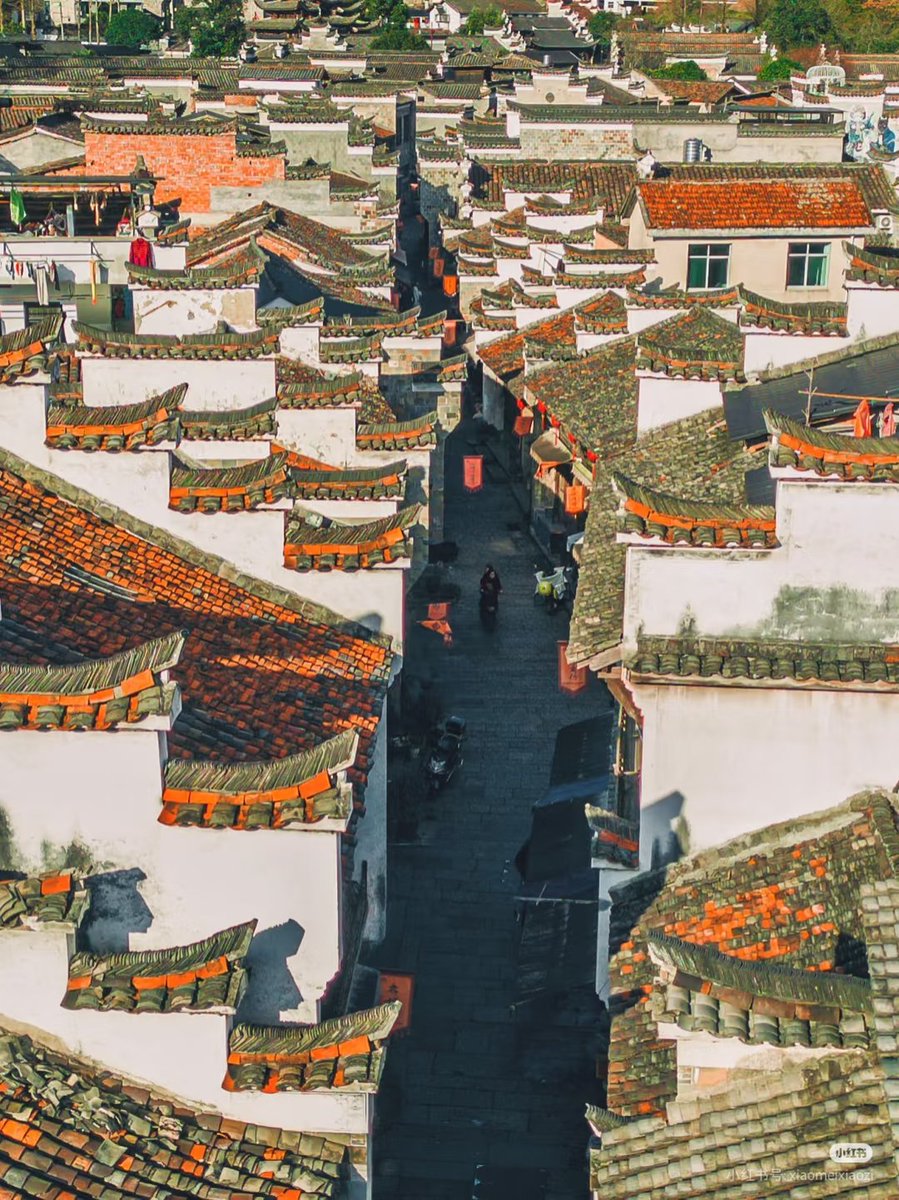 《国家地理》没骗我！跨三省的冷门小城好绝！
浙江江山